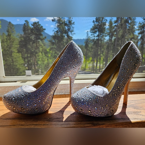 Fabulocious - Picture 6 of 6